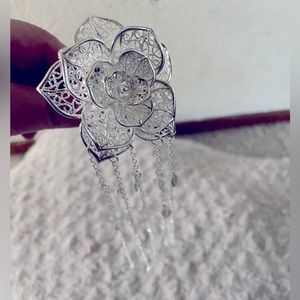 Silver flower hair pin